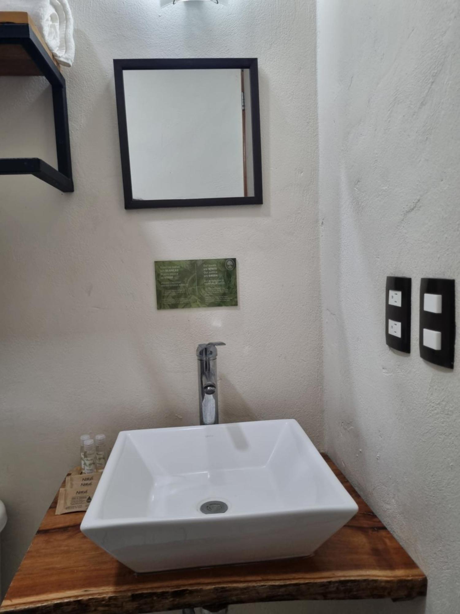 Hotel Brisas Bacalar Bagian luar foto